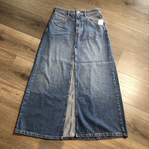 Free People We The Free Come As You Are Denim Maxi Skirt Size 4 Mid Rise NWT - Picture 4 of 14